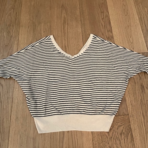 BASH V-neck top with reverse back cardigan buttons XS - Picture 1 of 4